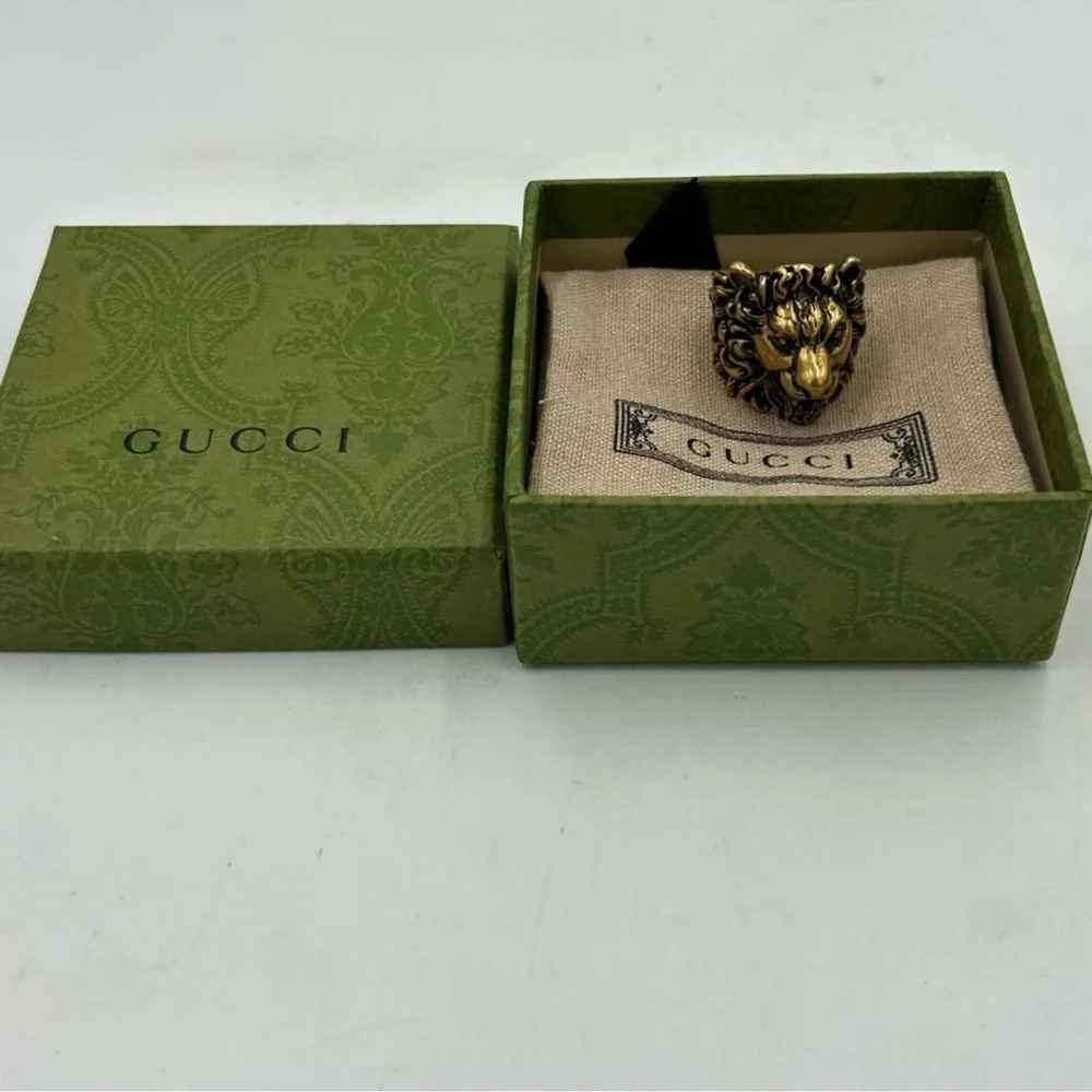 Gucci iconic Lionhead gold tone ring size 10.5 made in Italy